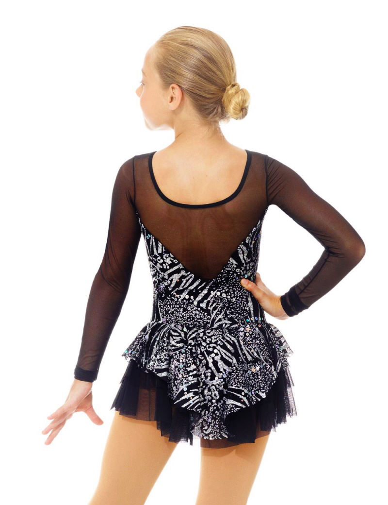 668_skating_dresses_black_silver_glitter_sparkle_figure_skate_twirling